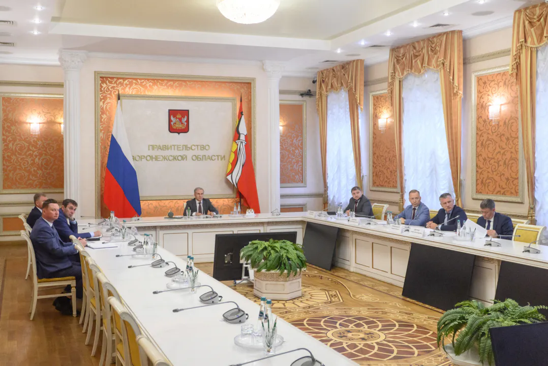 Власти Воронежской области заверили: дефицита бензина и дизеля нет, но лимиты на заправках сохраняются