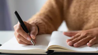 Забытое искусство возвращается: как простой навык активирует ваш мозг