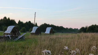 Удар по хозяйствам: в Воронежской области сгорело 15 тонн кормов, пожарные работали всю ночь