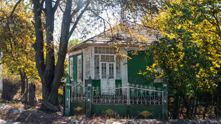Купили дом мечты в Абхазии и сделали ремонт, а через год уехали, бросив почти всё имущество: что пошло не так