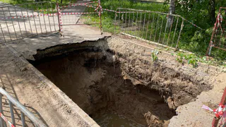 В Воронеже во время устранения коммунальной аварии погиб слесарь