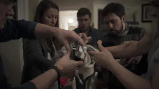 Каких людей нельзя приглашать в свой дом, даже если это очень близкие родственники: цитата Харуки Мураками.