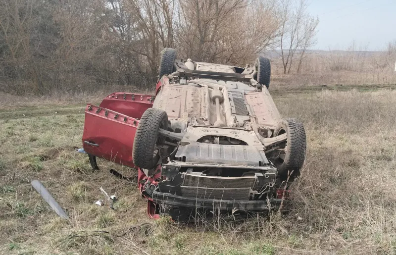 В Воронежской области погиб 25-летний водитель из Лисок, выехавший на встречку при обгоне