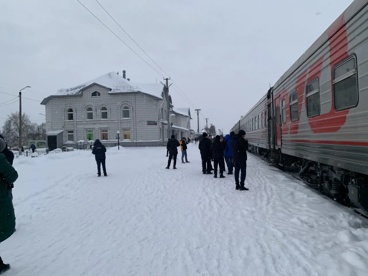 На вокзале в Лисках пассажиры более 500 раз воспользовались автоматическими камерами хранения