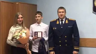 В Воронежской области наградили школьников, спасших детей из пожара