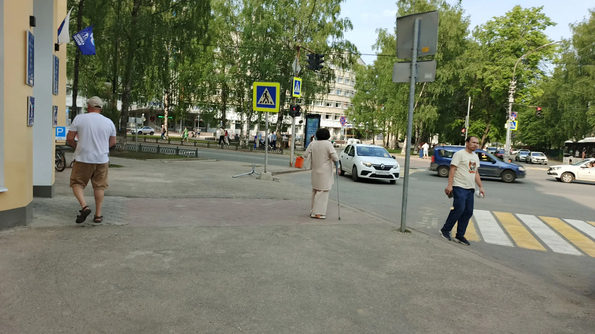 Сколько прибавят и за что: 1 августа работающим пенсионерам увеличат страховую пенсию