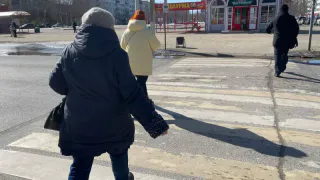 Если вам 50-70 лет: 1 чайная ложка каждый день поможет сохранить превосходный ум и ясную память - еще 4 рекомендации академика Микулина