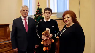 Школьнику из Лискинского района вручили премию от федерального депутата и органов местного самоуправления
