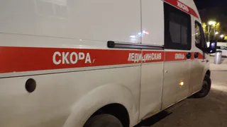 В Воронежской области рабочий сорвался с крыши магазина и получил тяжелые травмы