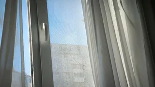 На окна ничего не клею и обогреватель не включаю: схватила идею у северян - дома тепло даже в сильный мороз