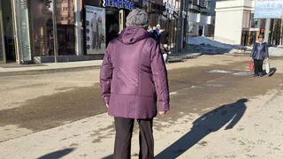 Превратят в тетку: 6 привычек, которые беспощадно старят - от них пора избавиться
