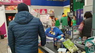 Пока стояла в "Ермолино" в очереди, заметила что зачастую выбирают для покупки: делюсь подборкой