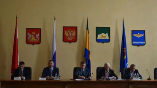 На пятой сессии Совета народных депутатов Лискинского района наградили глав поселений