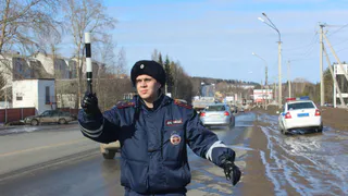 "Могут ли в любом месте на дороге" Верховный суд поставил жирную точку в споре о том где можно останавливать водителей