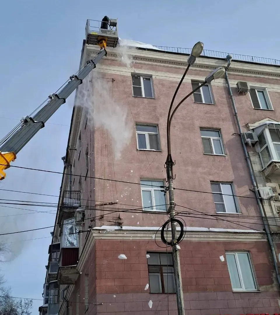 Выходные в Воронежской области прошли под знаком борьбы со снегом