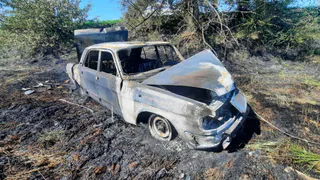 В Воронежской области автомобиль врезался в ЛЭП и загорелся