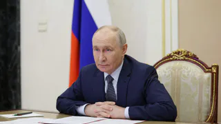 Президент Владимир Путин присвоил жительнице Воронежской области почётное звание "Мать-героиня"