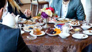 Что делают с недоеденной едой со шведских столов Египта и Турции. Вся правда от супруги директора отеля в Египте