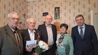 В Лисках 95-летие встретил бывший руководитель железнодорожного техникума
