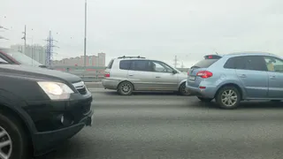 Можно ли включать габариты вместо ближнего света днём, чтобы не получить штраф