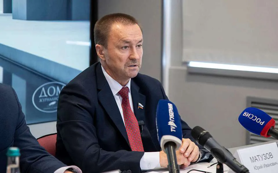 Юрий Матузов призвал не сеять панику из-за дефицита топлива в Воронежской области