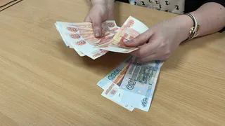 Каким россиянам вернут пенсионный возраст 55/60 и выплатят компенсации