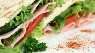 Возрождение забытых бутербродов: вкус 90-х снова в моде — просто сделайте и поностальгируйте для души