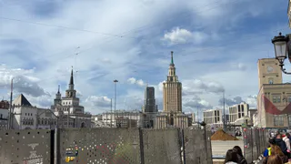 По каким словам и фразам москвичи легко опознают приезжих, а по каким — "местных"? Называю главные