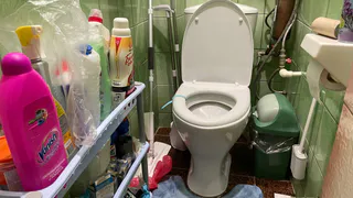 Уходя их дома, закидываю чайный пакетик в унитаз - идеальный совет знакомой горничной