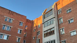В Воронежской области под окнами многоэтажки обнаружен труп мужчины