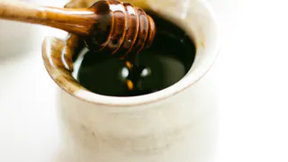 Не всегда полезно: как запрещено есть мед для укрепления иммунитета