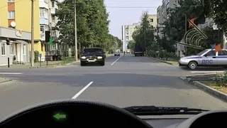 Кому уступить — вопрос по ПДД про перекрёсток: сложнейший билет, с которым справится смешные 12% водителей