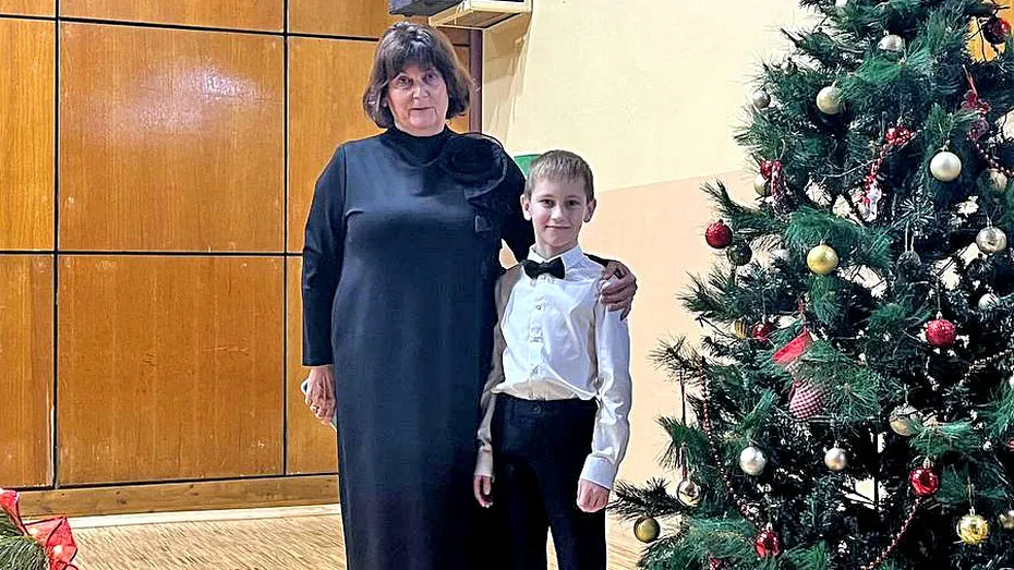 Семилетний пианист из Лисок завоевал "серебро" на престижном конкурсе