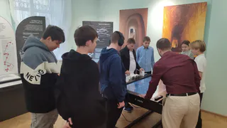 В Лискинском историко-краеведческом музее открылась новая выставка "Строители пещер"